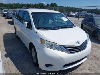  Salvage Toyota Sienna