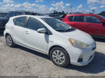  Salvage Toyota Prius c