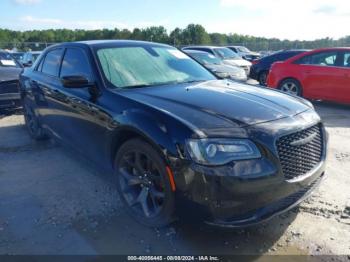  Salvage Chrysler 300