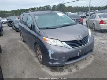  Salvage Toyota Sienna