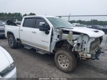  Salvage Chevrolet Silverado 2500