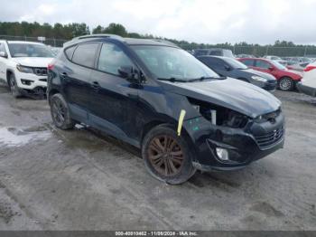  Salvage Hyundai TUCSON