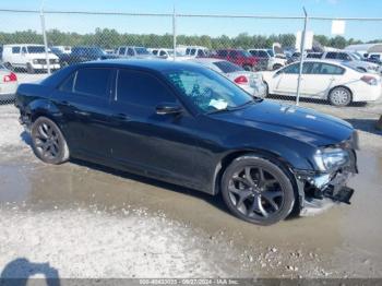  Salvage Chrysler 300