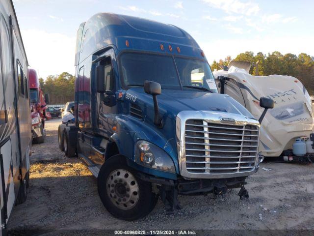  Salvage Freightliner Cascadia 113