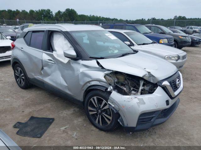  Salvage Nissan Kicks