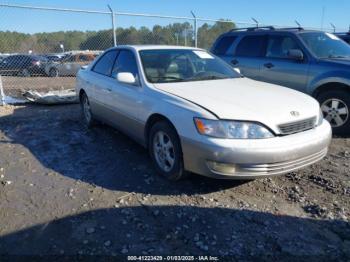  Salvage Lexus Es