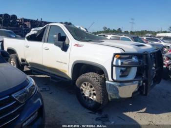  Salvage Chevrolet Silverado 2500