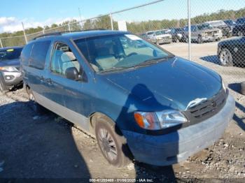  Salvage Toyota Sienna