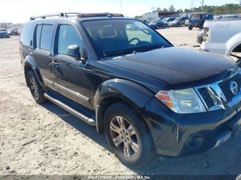  Salvage Nissan Pathfinder