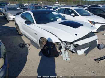  Salvage Ford Mustang