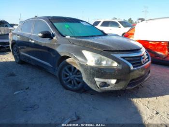  Salvage Nissan Altima