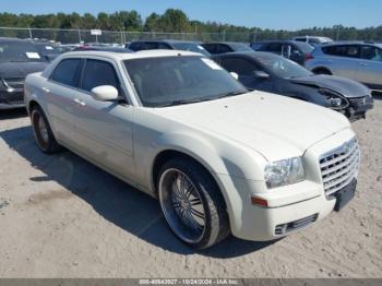  Salvage Chrysler 300