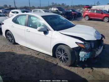  Salvage Toyota Camry