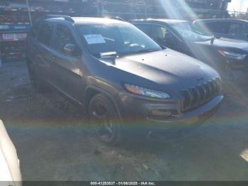  Salvage Jeep Cherokee