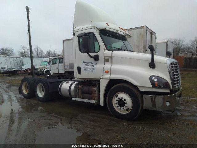  Salvage Freightliner Cascadia 125