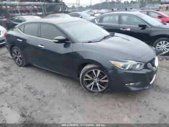  Salvage Nissan Maxima