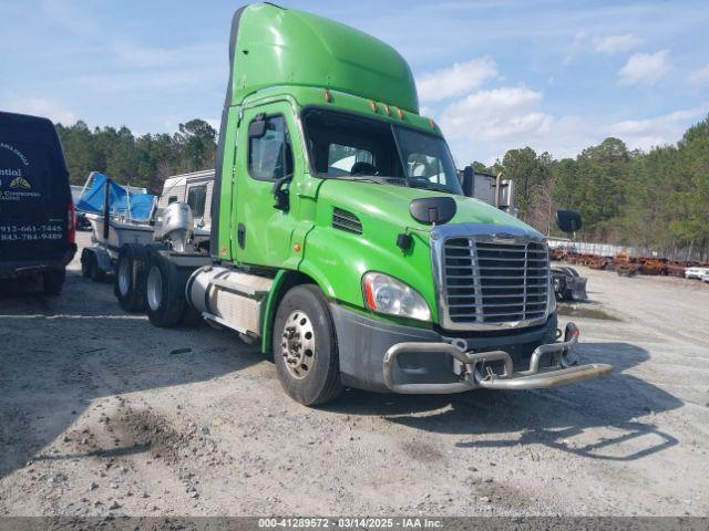  Salvage Freightliner Cascadia 113