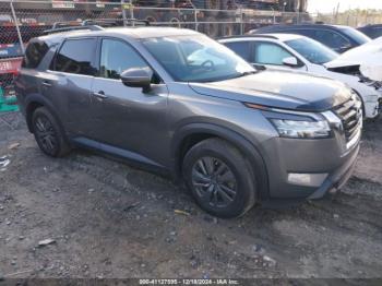  Salvage Nissan Pathfinder