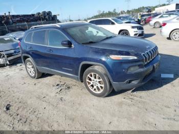 Salvage Jeep Cherokee