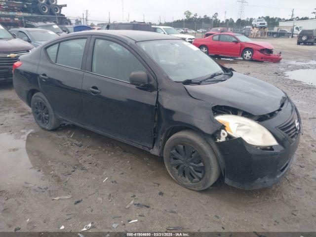  Salvage Nissan Versa