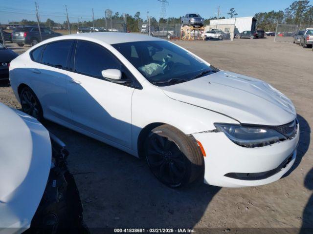 Salvage Chrysler 200