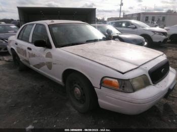  Salvage Ford Crown Victoria