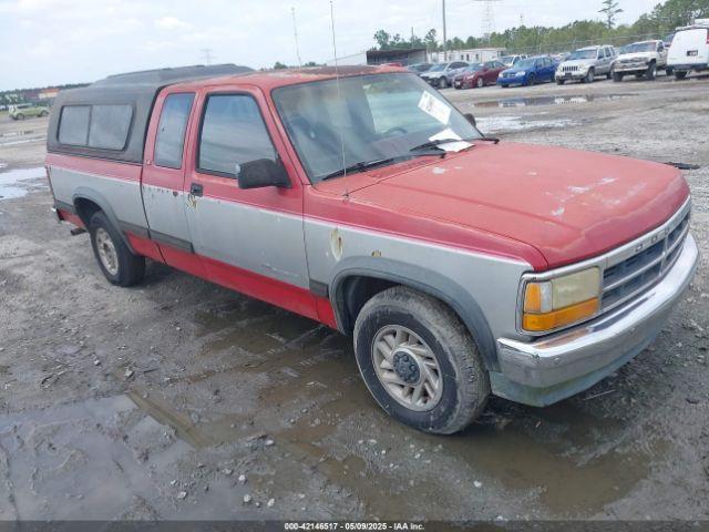  Salvage Dodge Dakota