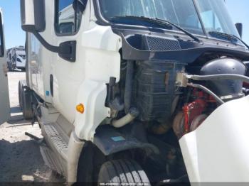  Salvage Freightliner Cascadia 125