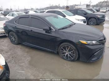  Salvage Toyota Camry