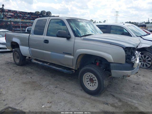  Salvage Chevrolet Silverado 2500