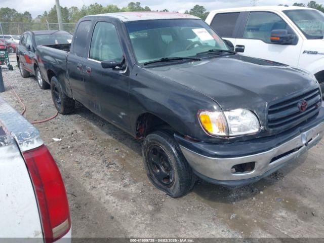  Salvage Toyota Tundra