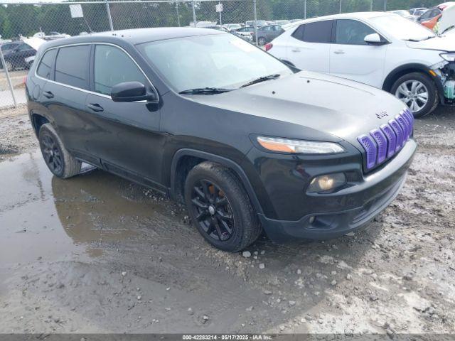  Salvage Jeep Cherokee
