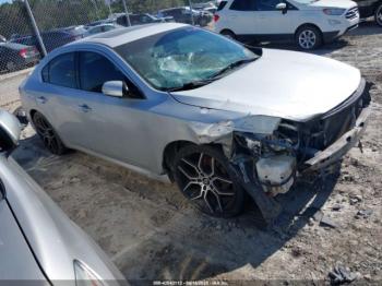  Salvage Nissan Maxima