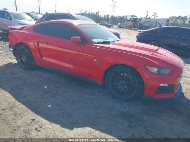  Salvage Ford Mustang