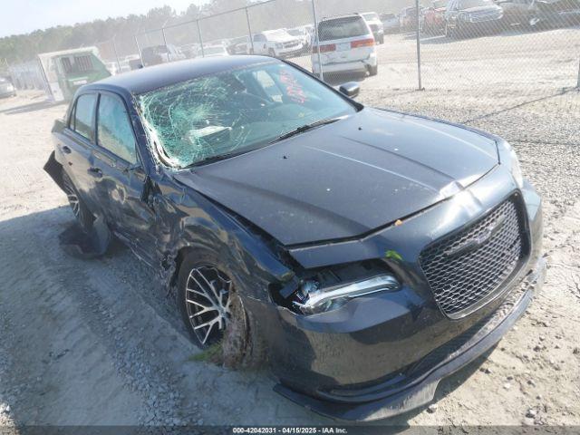  Salvage Chrysler 300