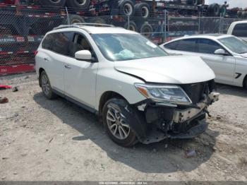  Salvage Nissan Pathfinder