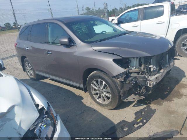  Salvage Nissan Pathfinder