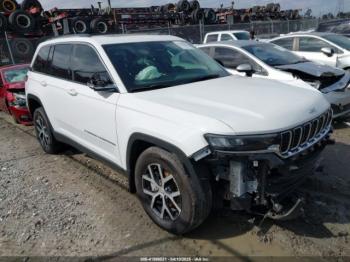  Salvage Jeep Grand Cherokee