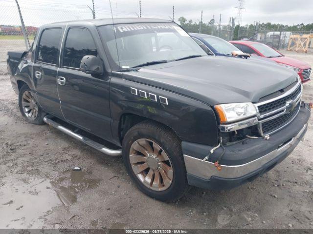  Salvage Chevrolet Avalanche 1500