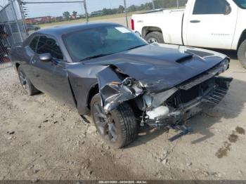  Salvage Dodge Challenger