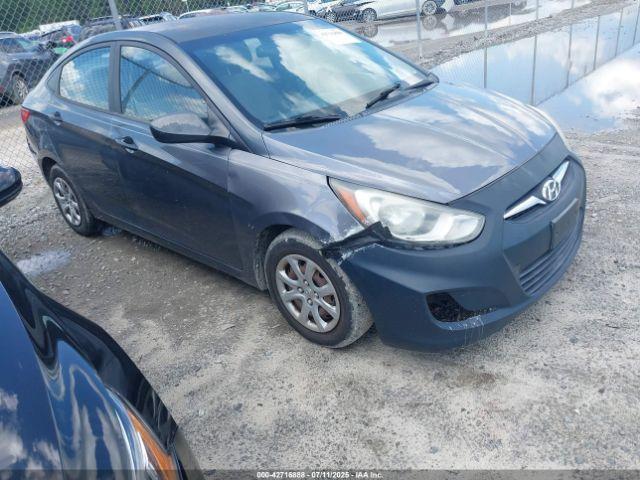  Salvage Hyundai ACCENT