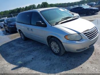  Salvage Chrysler Town & Country
