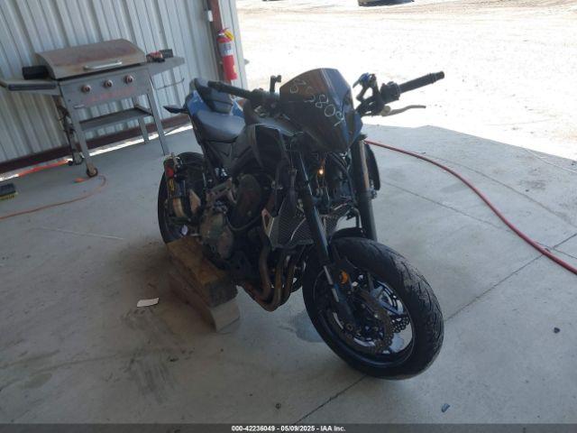  Salvage Kawasaki Zr900