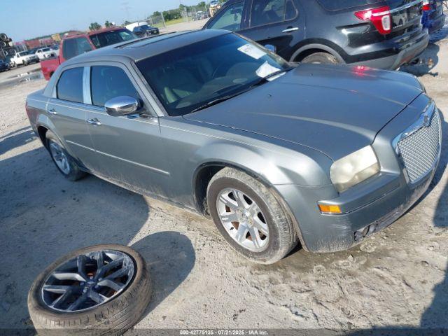  Salvage Chrysler 300