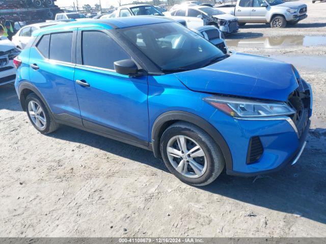  Salvage Nissan Kicks