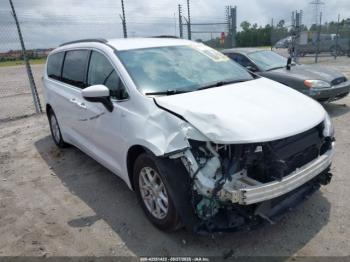  Salvage Chrysler Voyager