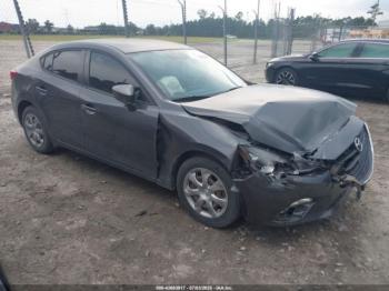  Salvage Mazda Mazda3