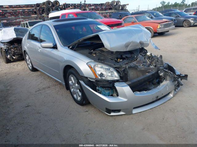  Salvage Nissan Maxima