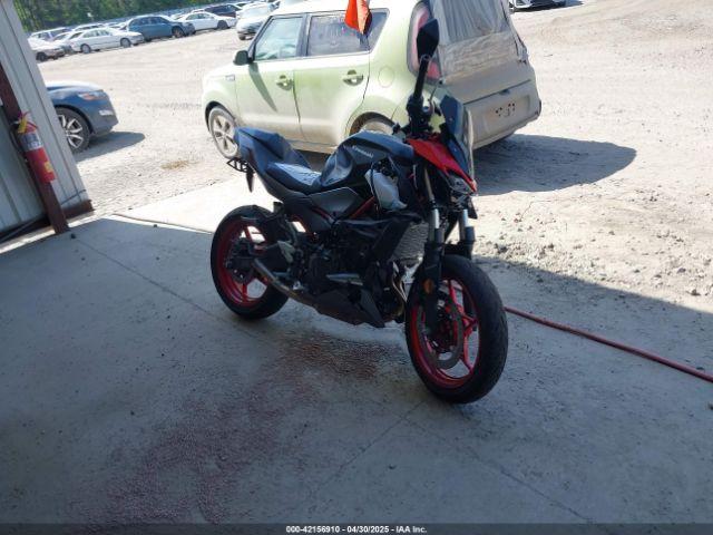  Salvage Kawasaki Er500