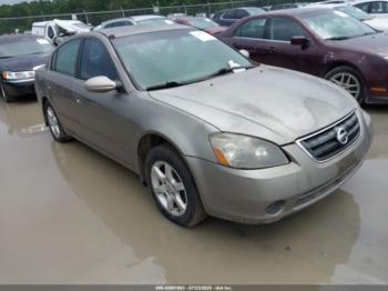  Salvage Nissan Altima